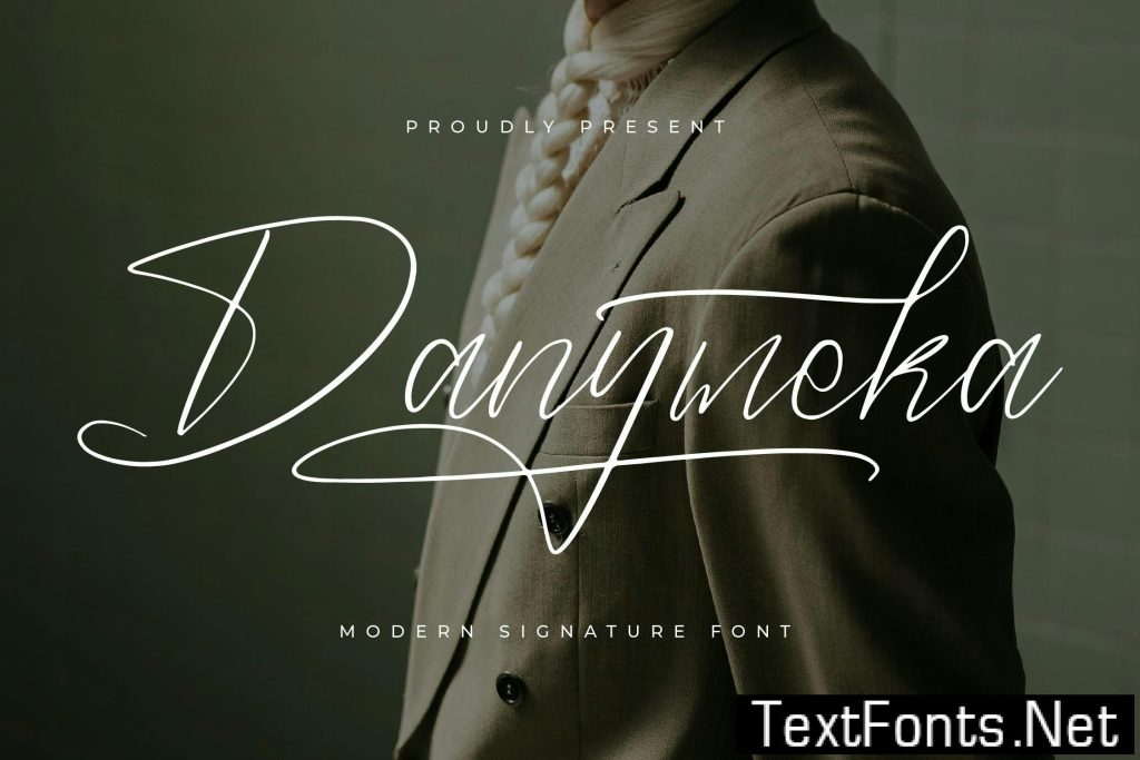 Danymeka Modern Signature Font 65YENSW