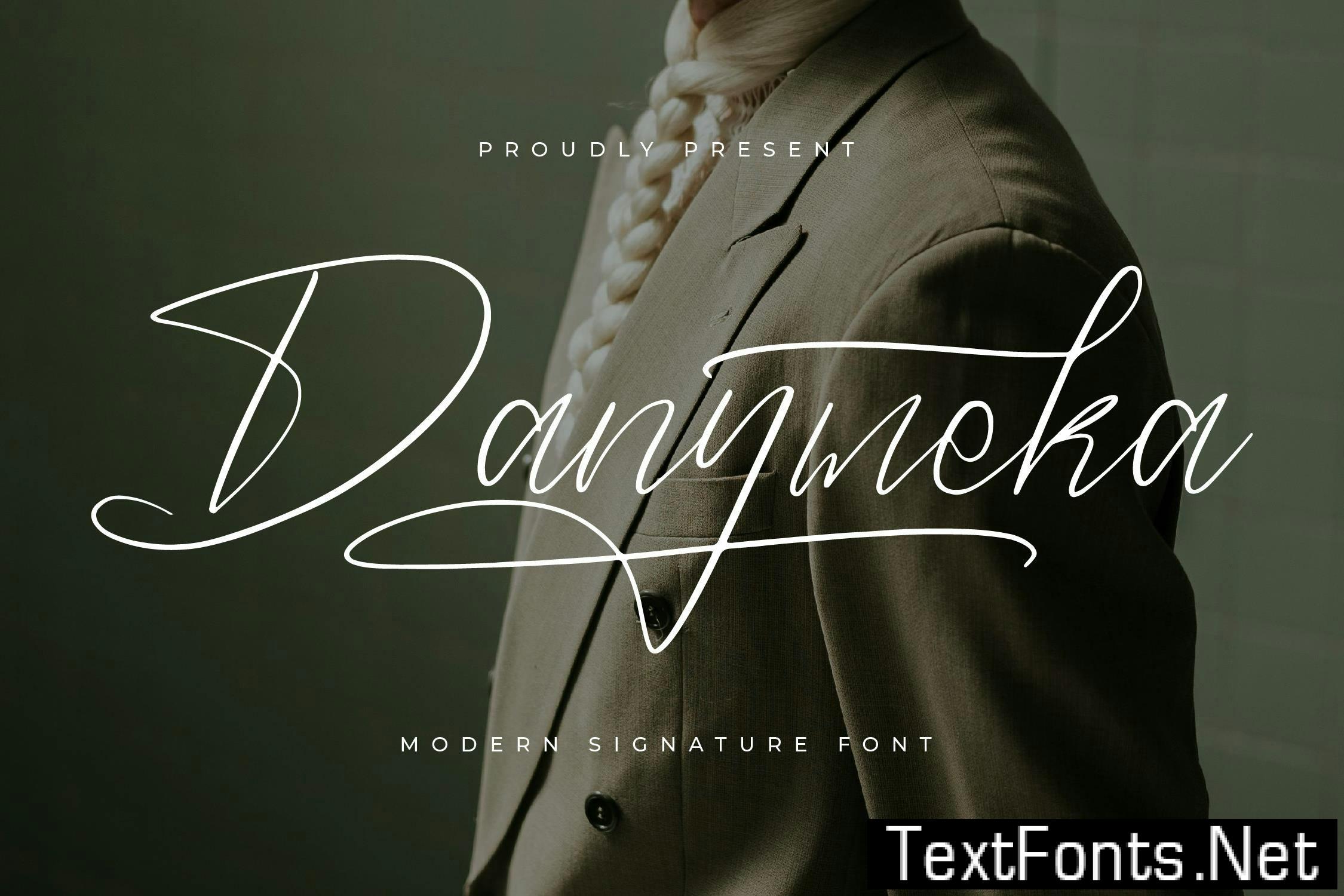 Danymeka Modern Signature Font 65YENSW