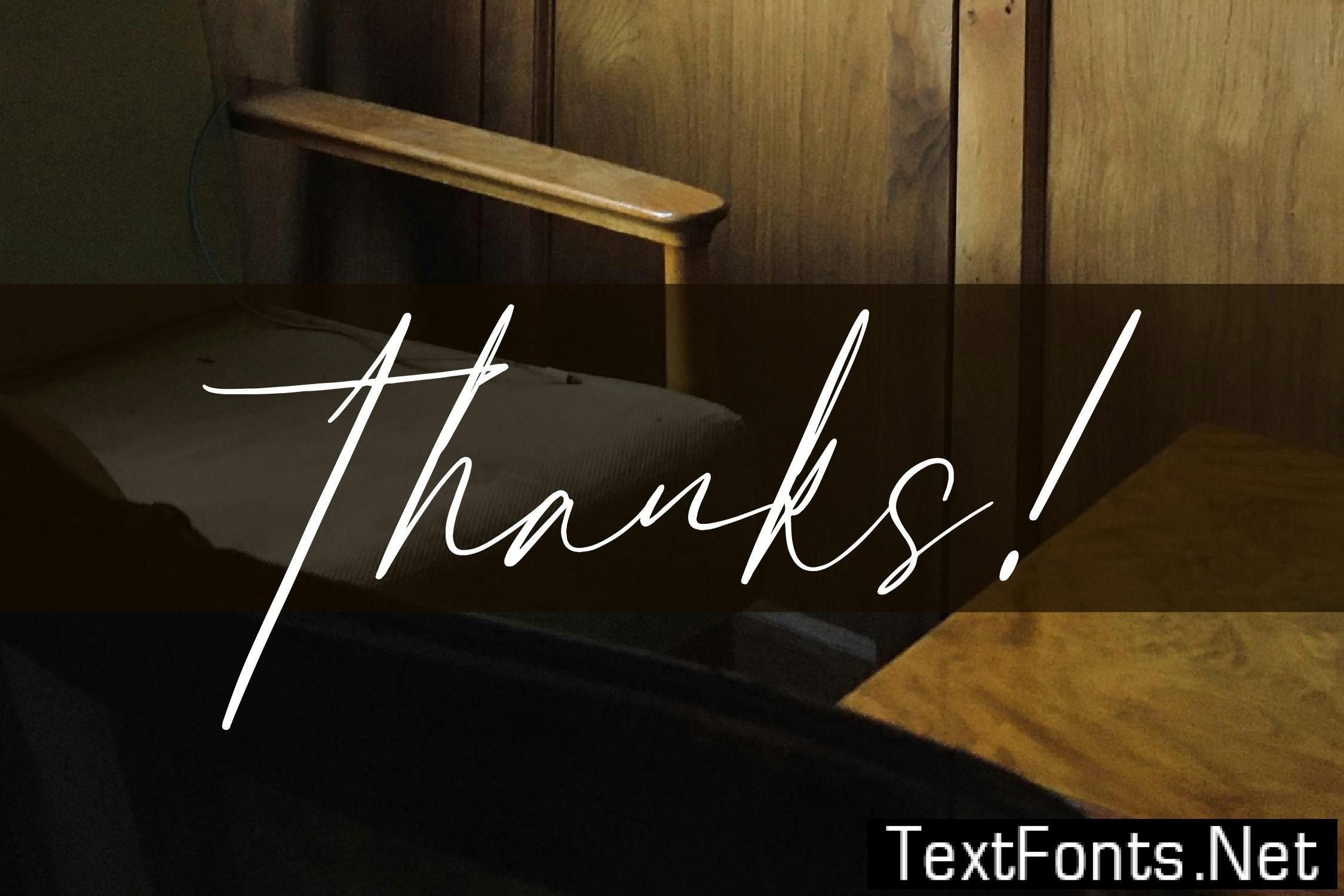 Antegrham Modern Signature Font R25DMVU